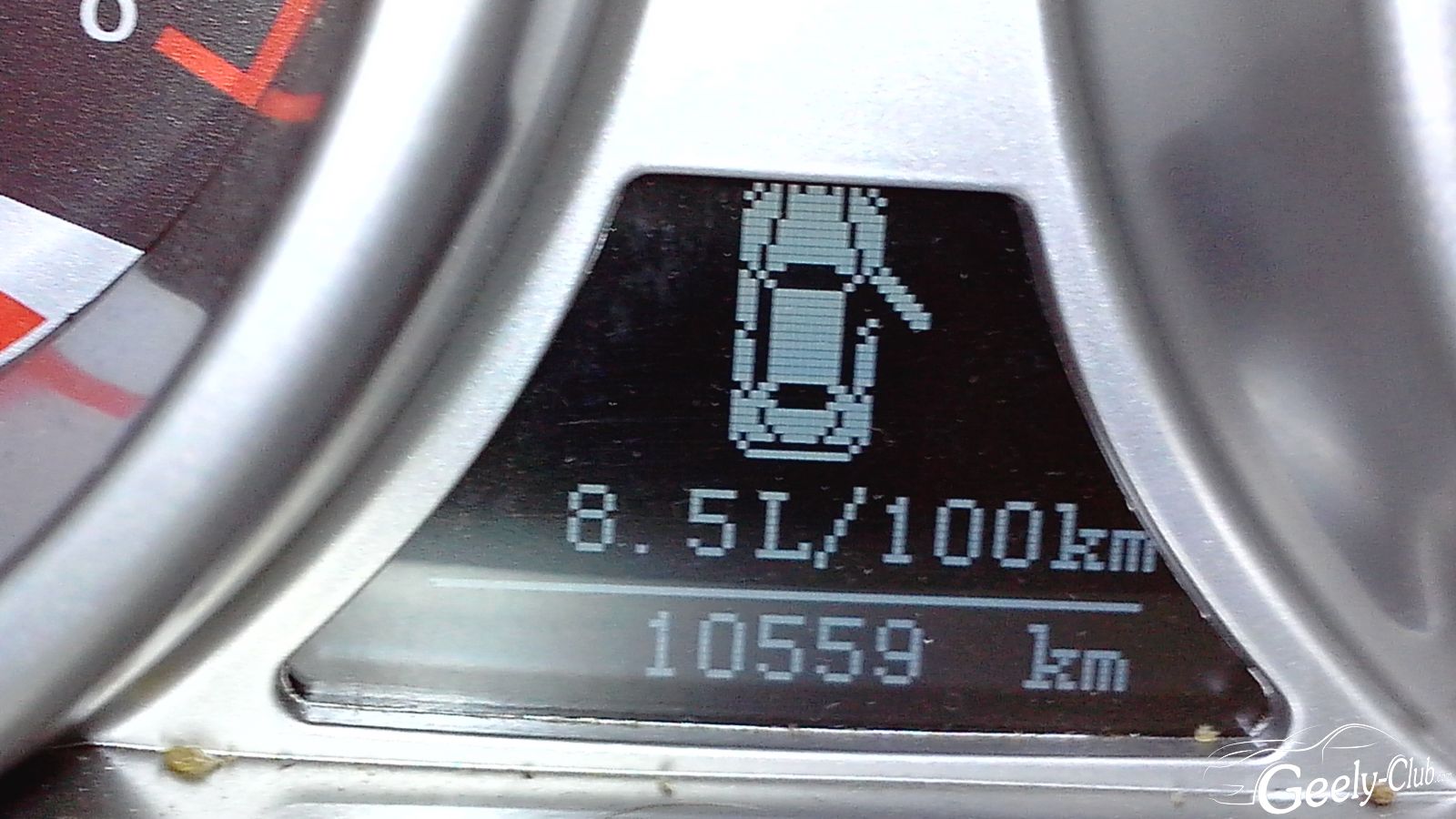 Средняя скорость 92 км. Расстояние 170 км. Бензин 92-ой.